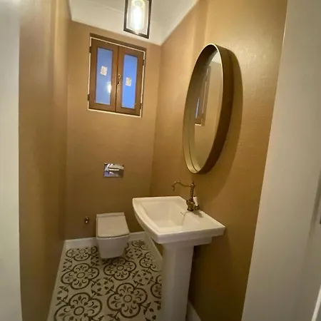 Crown Hanpoint Boutique Hotel 4*
